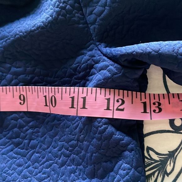 Tahari Girls Blue Faux Fir Trim Quilted Coat with Crystal Buttons Size Small - Picture 5 of 8